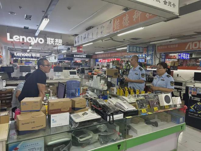 濱城區(qū)市場監(jiān)管局開展文具用品質(zhì)量安全及涉考作弊器材專項監(jiān)督檢查行動